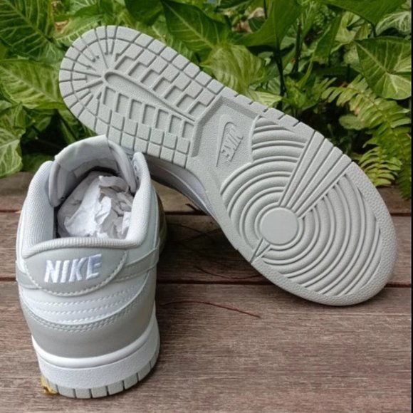 Nike Dunk Low Retro Grey Fog Women's Sneakers - Picture 4 of 5